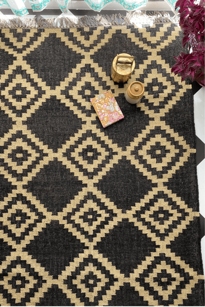 Almas Kilim Rug