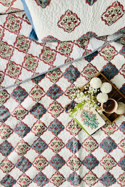 Mughal Jaal Handblock Printed Reversible Quilted Bedcover