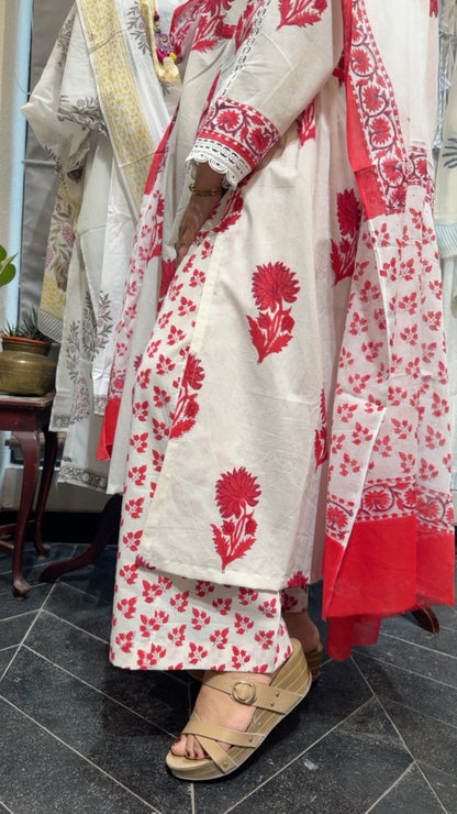 Trending Hand Blockprinted  Mul Cotton Suit Set
